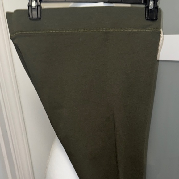 Nike Dark Green Leggings with White Accents - Picture 6 of 13